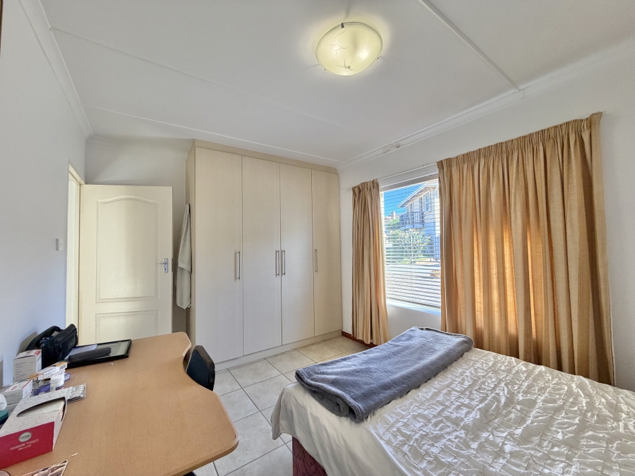 3 Bedroom Property for Sale in Wavecrest Eastern Cape